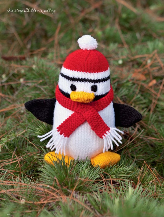 Penguin Toy by Patons