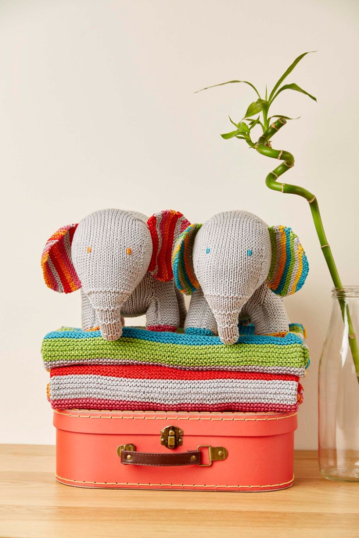 Ollie and Polly Elephant by Jem Weston © 2016 Quail Publishing Photography: Jesse Wild Ollie and Polly Elephant by Jem Weston © 2016 Quail Publishing Photography: Jesse Wild